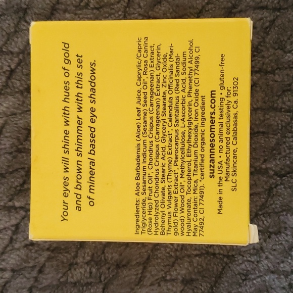 Suzanne Organics Golden Shimmer eye shadow set - Picture 3 of 4